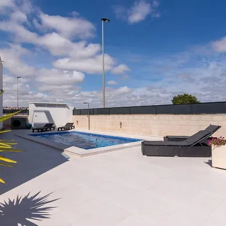 Manantial. Precioso Duplex Con Piscina Privada. *