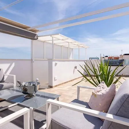 Manantial. Precioso Duplex Con Piscina Privada.