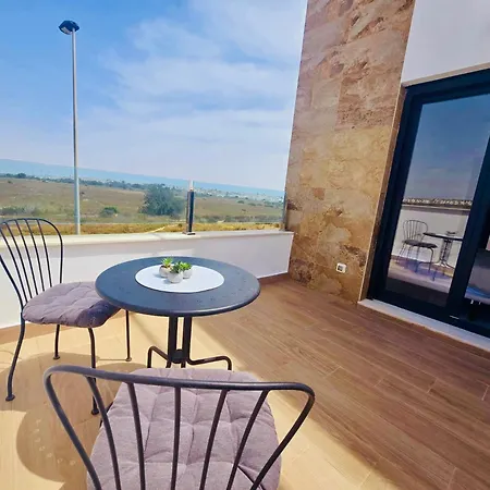 Manantial. Precioso Duplex Con Piscina Privada. *